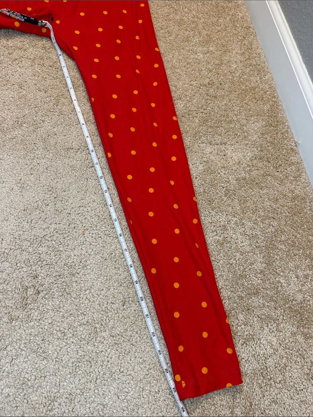 LuLaRoe Print Legging Red Leggings with Yellow Polka Dots One Size - Picture 7 of 10